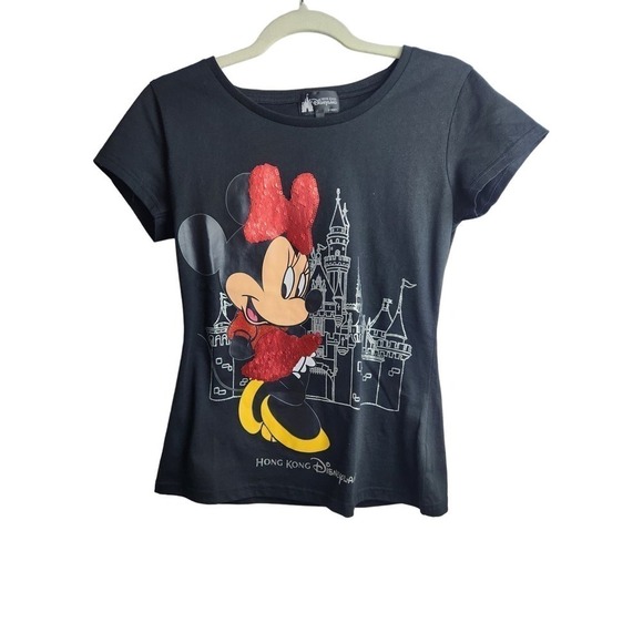 Disneyland Resort Tops - Disneyland Hong Kong Minnie Graphic with Sequin detail sz L slim fit minnie